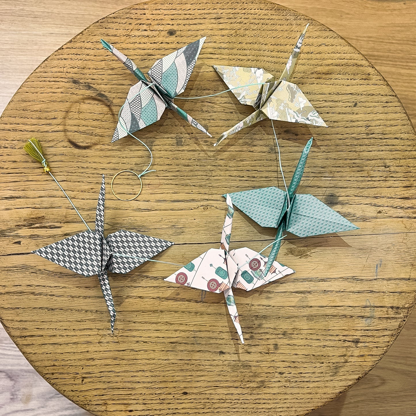 Origami garland 5 birds