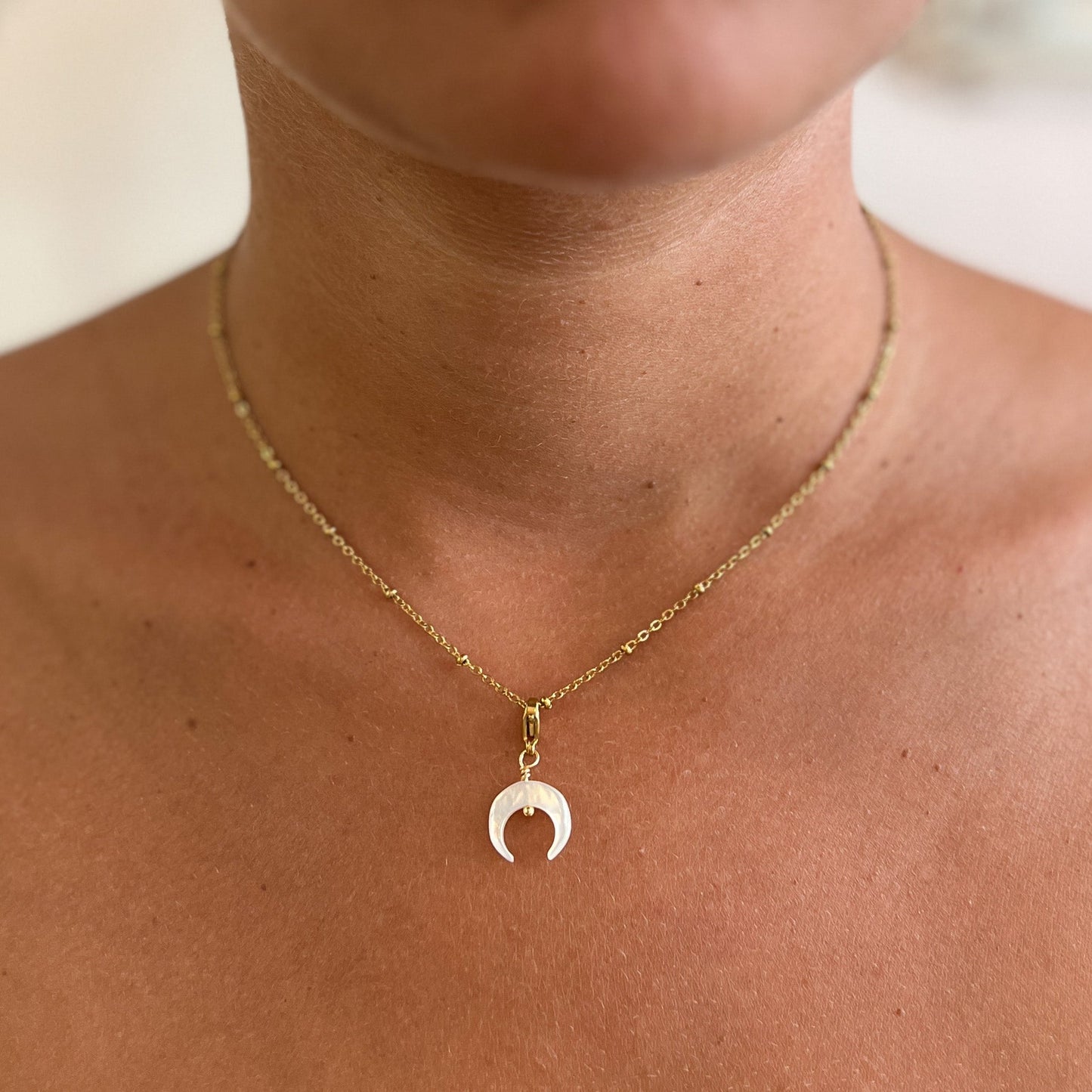 Simple golden necklace - Jewellery Bar