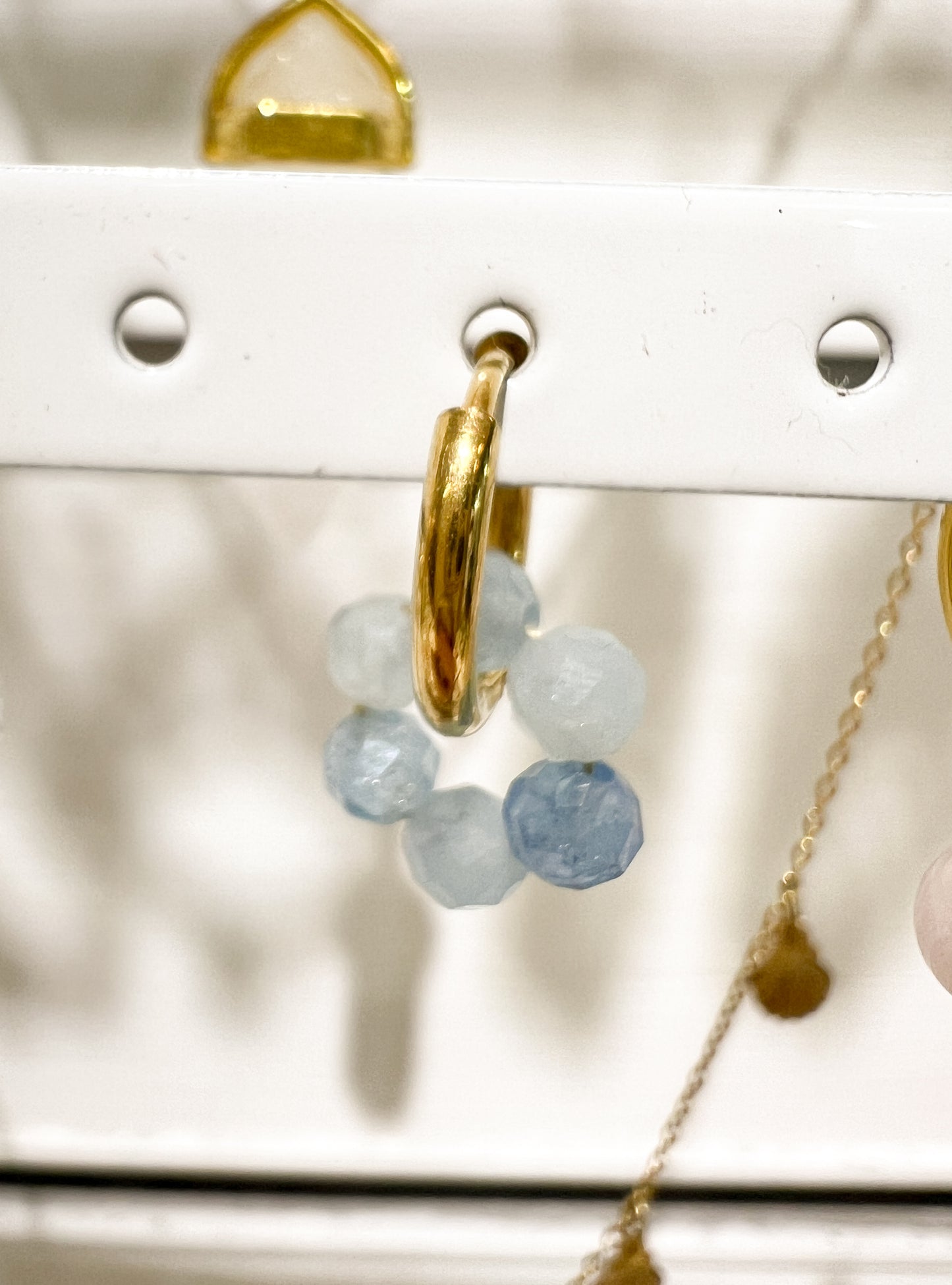 Flower Power | Mini Boucles d'oreilles pierres fines - aigue marine