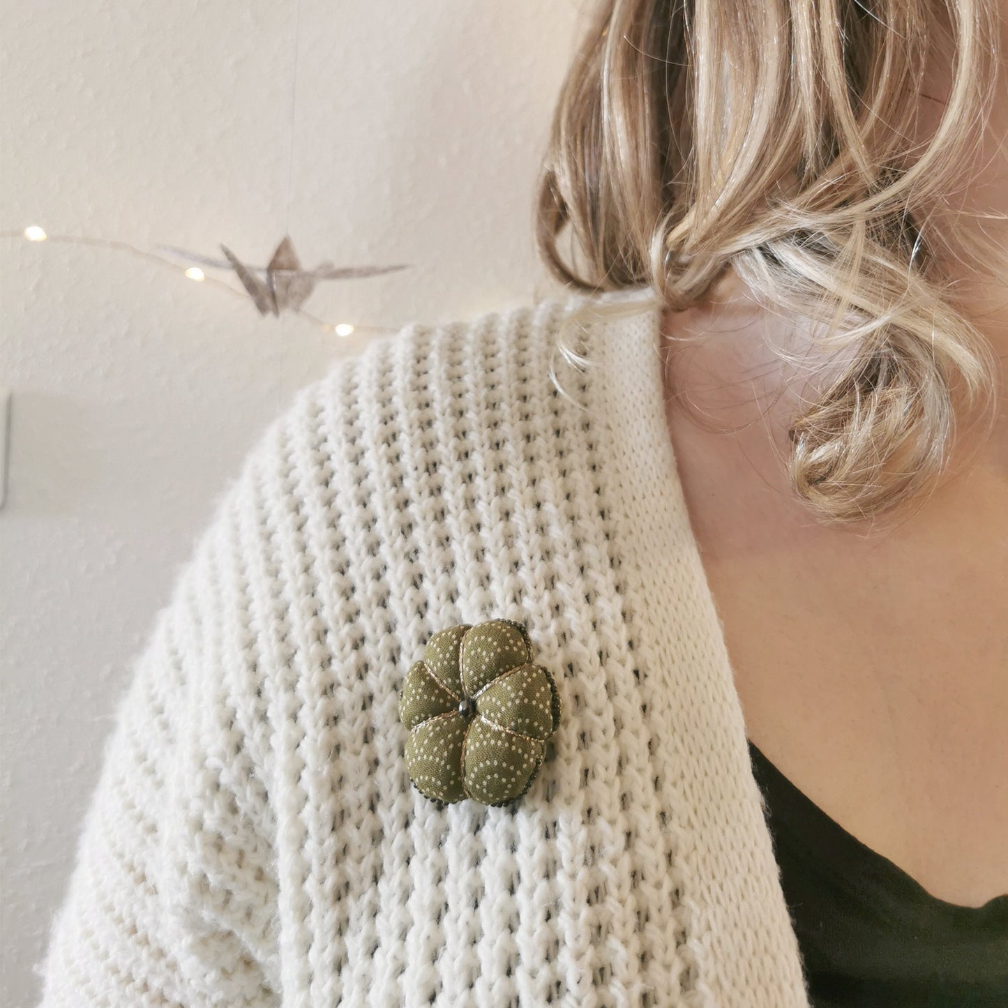 Broche Fleur Verte avec motifs